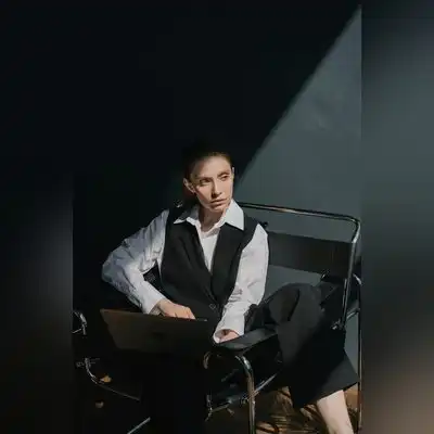 汤茜